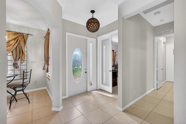 Photo - 240 Isle Verde Way