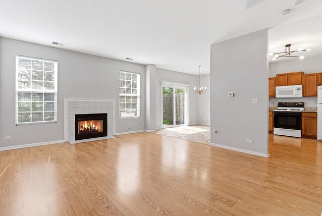 Photo - 811 Donelson Ct