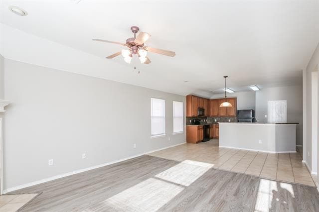 Photo - 2100 Hayes St