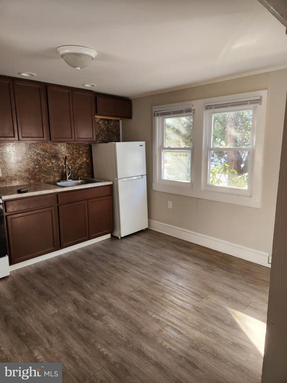 Photo - 73 E Branch Ave