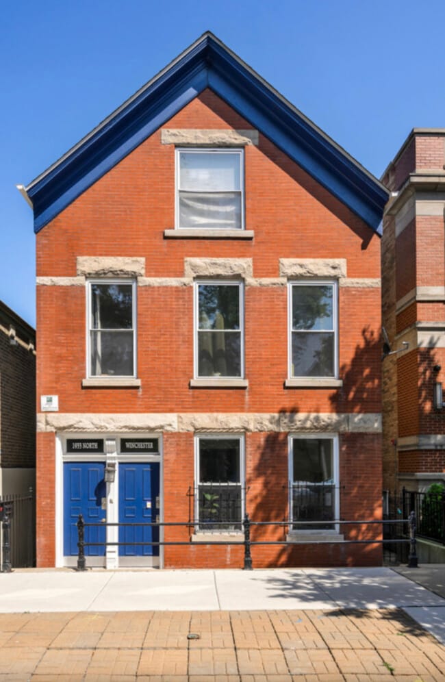 Building Photo - 1933 N Winchester Ave Unit 1F