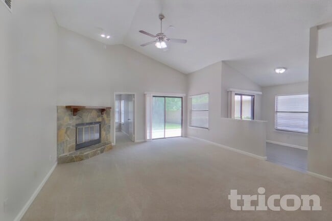 Photo - 2346 Blossom Ridge Dr N