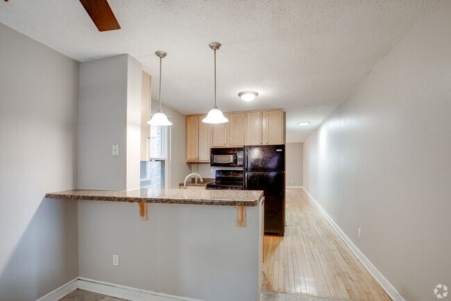 Photo - 1400–1408 Spruce Pl – Oak Grove Downtown