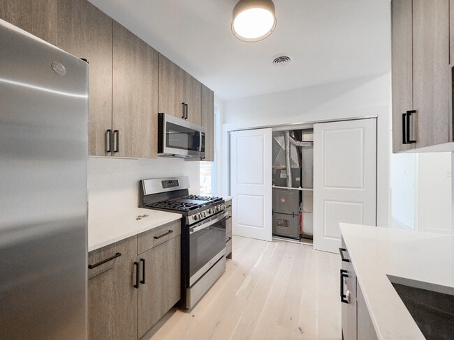 Photo - 2131 N Bingham St Unidad K05J