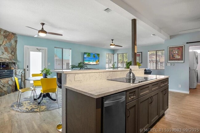 Photo - 316 NW 29th St
