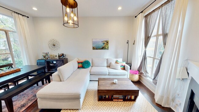 Photo - 2058 Atherton Heights Ln