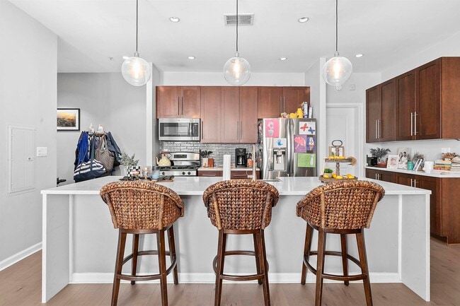 Photo - 1100 Adams St Unit 412