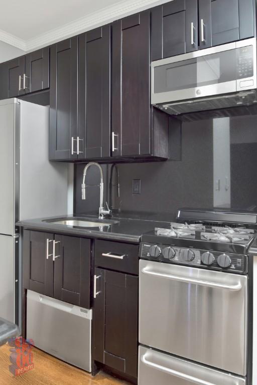 145 E 26th St Unit 1C