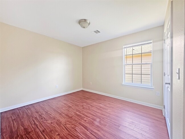 Photo - 7417 Blue Jay Dr