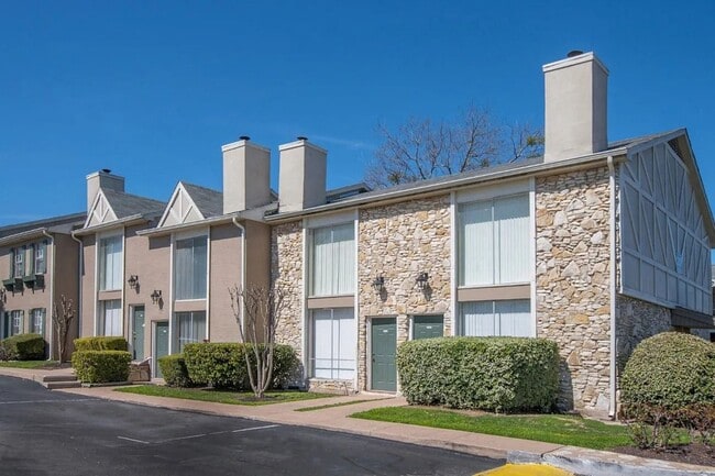 Photo - 7581 Chevy Chase Dr Unit 34B108