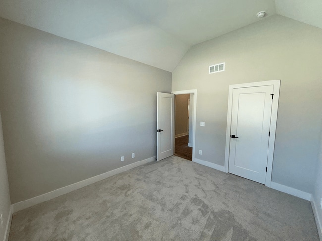 Photo - 1439 SW Winthrop Dr