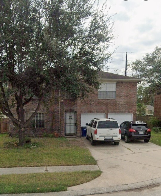 Building Photo - 3006 Greenbriar Springs Dr