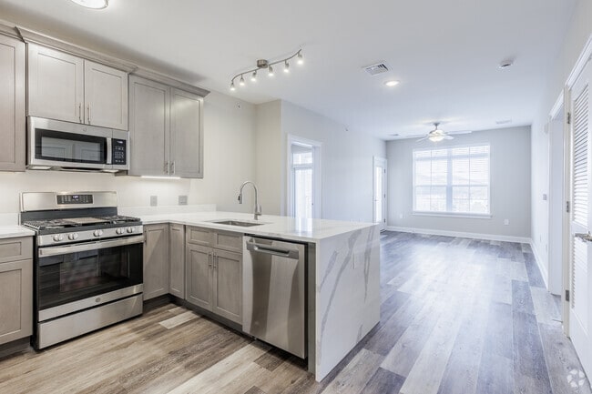 2BR 2BA - 1,140SF