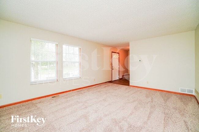 Photo - 6384 Old Ben Ln