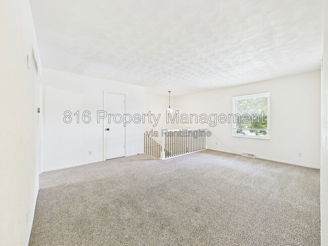 Photo - 2835 Tepee Ave Unit 2835