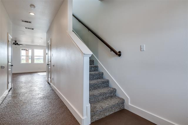 Photo - 123 Dealva Ct