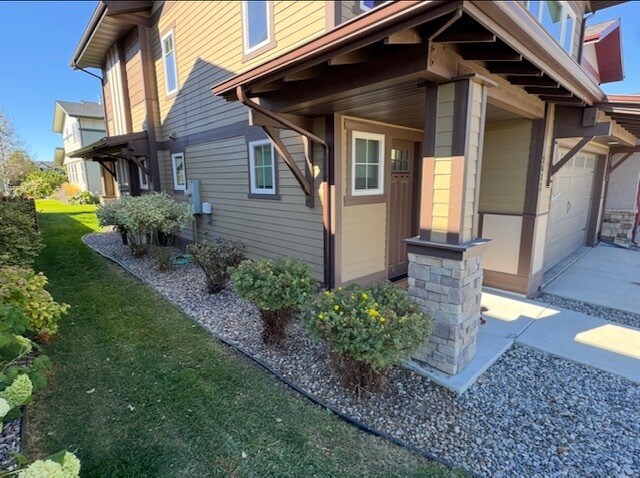 Photo - 2633 Park Creek Ave