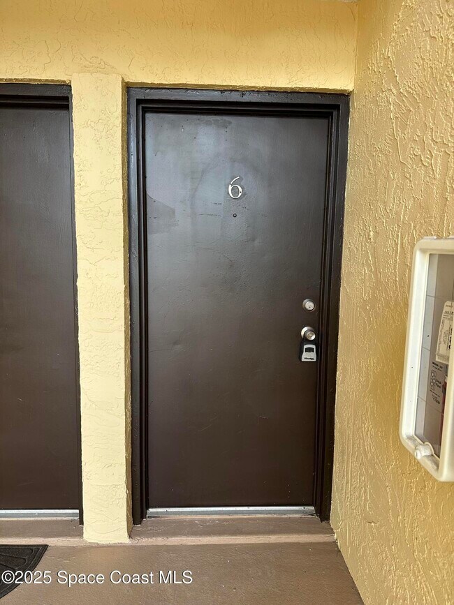 Photo - 837 Hickory St Unit 6