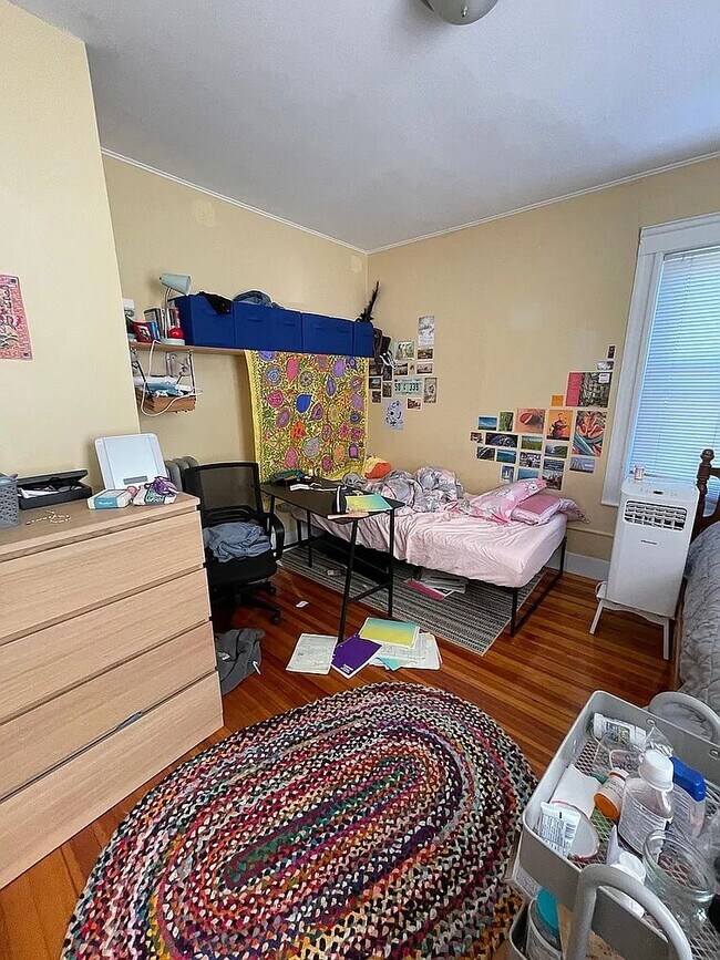 123 Winthrop St Unit 1