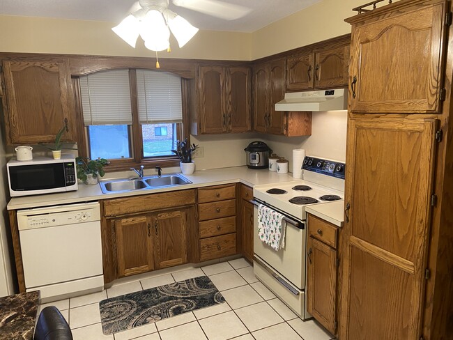 Photo - 4123 Avenue C