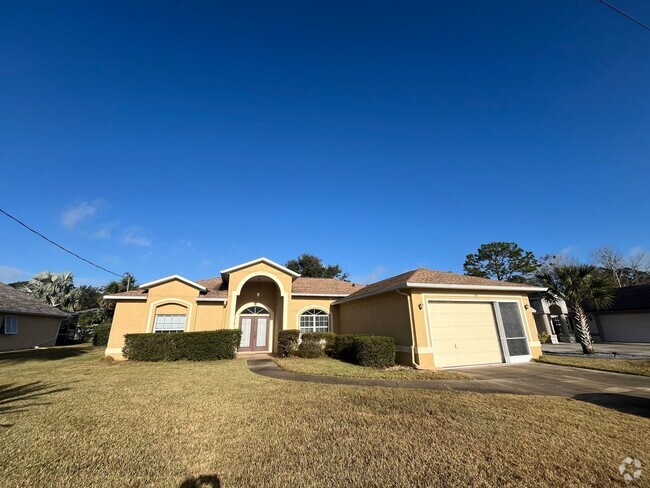 Building Photo - Pool Home in Palm Harbor!