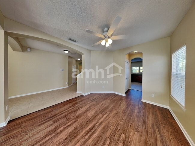 Photo - 729 Porto Cristo Ave