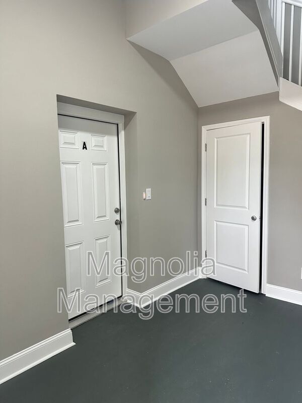 Photo - 252 Gholson Ave Unidad Apt A