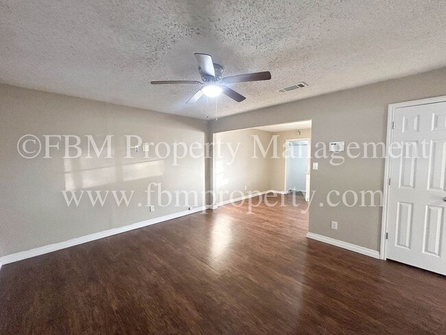 Photo - 1312 N Shawnee St