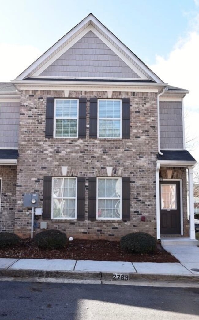 Building Photo - 2769 Valley Green Dr
