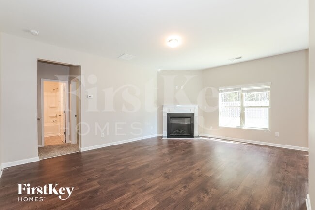 Photo - 3527 Lebella Ln