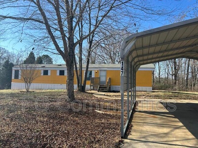 Photo - 147 Oak Knoll Dr