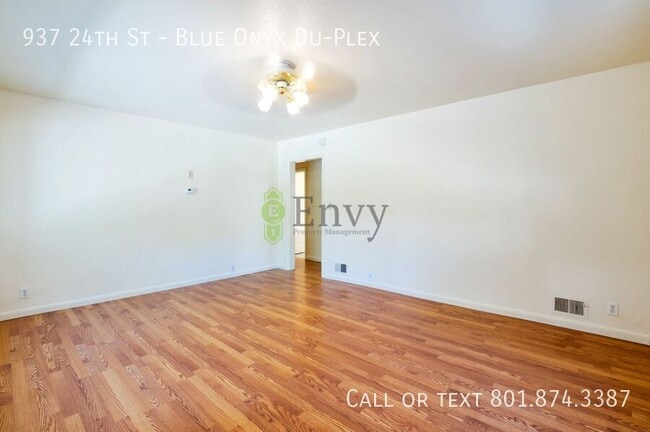 Photo - 937 24th St Unidad Blue Onyx Du-Plex