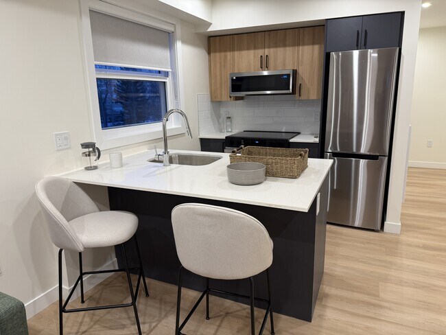 Photo - 8615-8108 108 St NW Unit 412