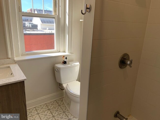 Photo - 1332 15th St NW Unit 44