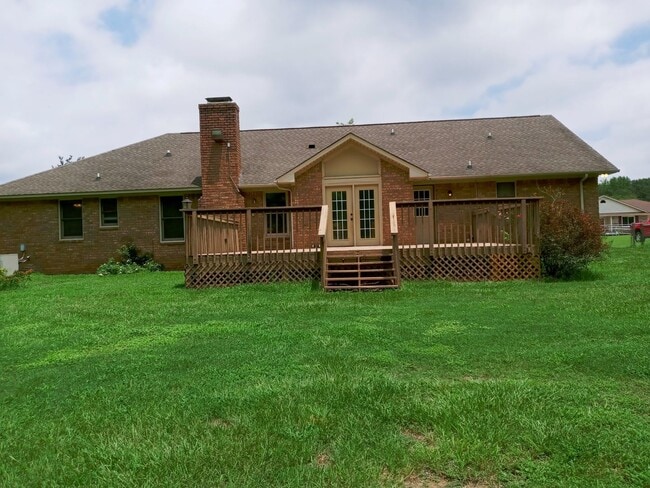 Photo - 350 Katydid St