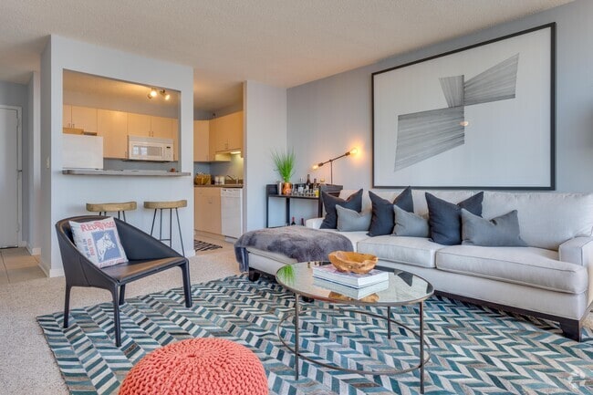 Photo - Park Michigan - 1212 S Michigan Ave