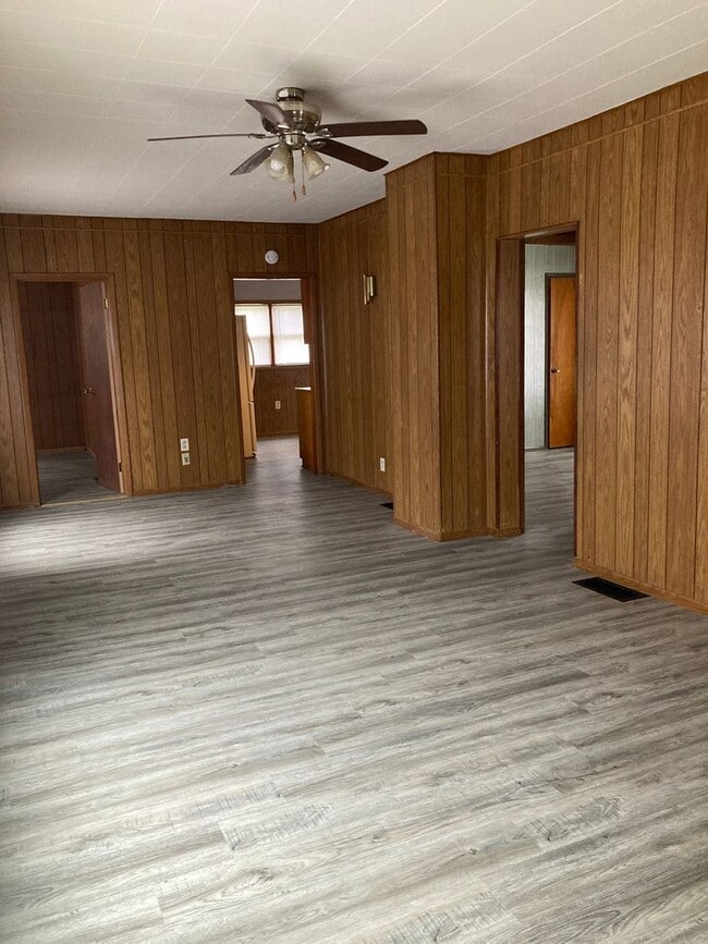 Photo - Charming 3 bedroom 1 bath