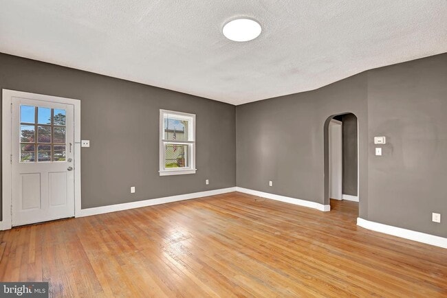 Photo - 44 Dover Ave