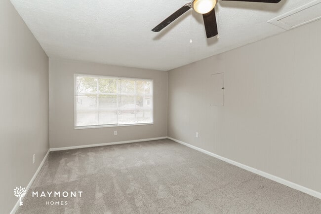 Photo - 4829 Weber Dr