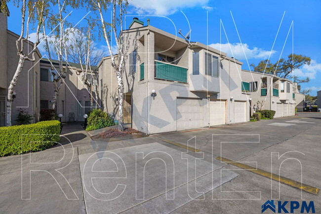 Photo - 999 Porter Ave Townhome