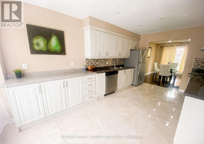 Photo - 1378 Everton St