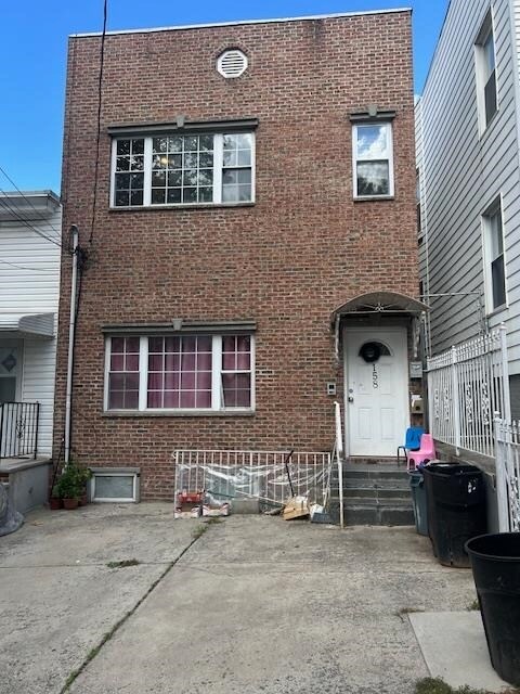 Building Photo - 158 Bleecker St Unit 2