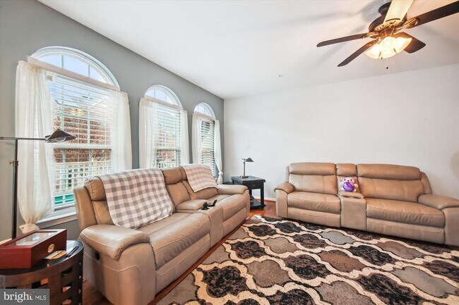 Photo - 944 Hall Station Dr