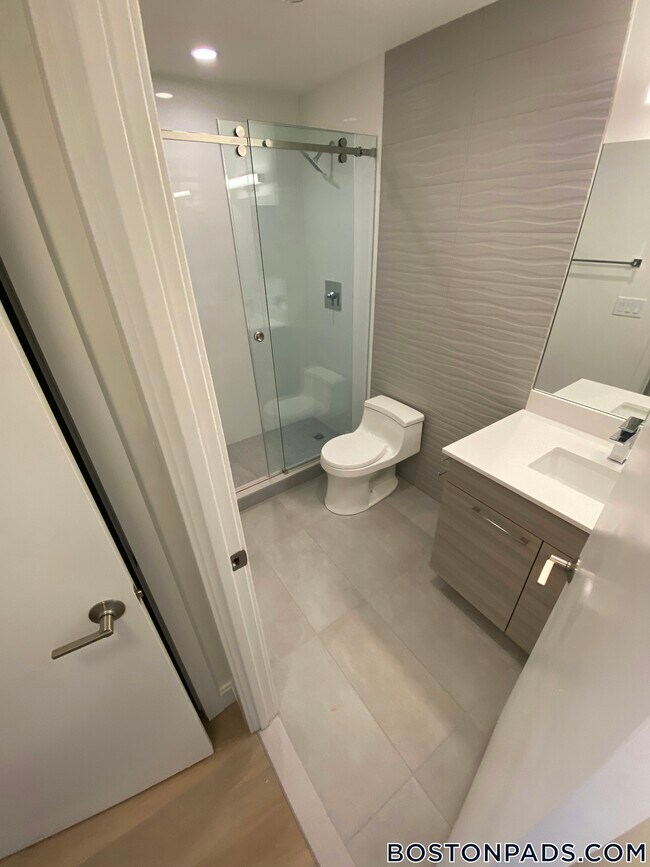 Photo - 1079 Commonwealth Ave Unit 305