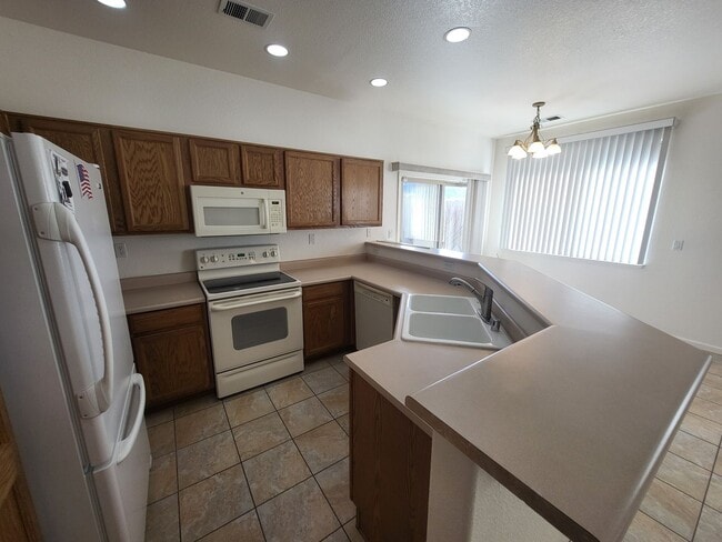 Photo - 1903 Teal Dr