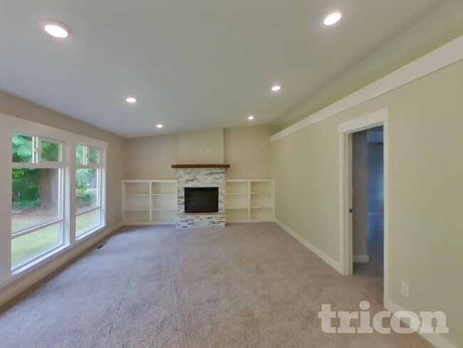 Photo - 4911 64th Ave W