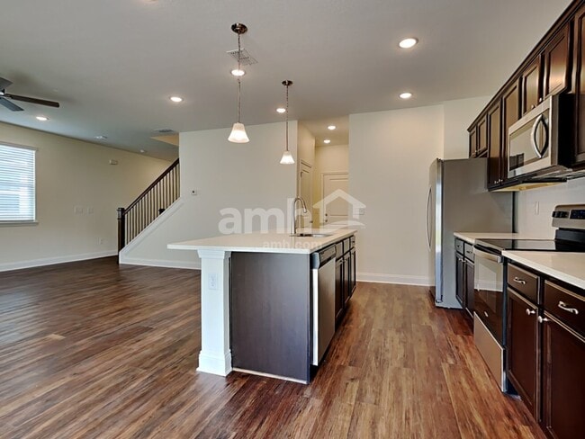 Photo - 471 Onate Cir