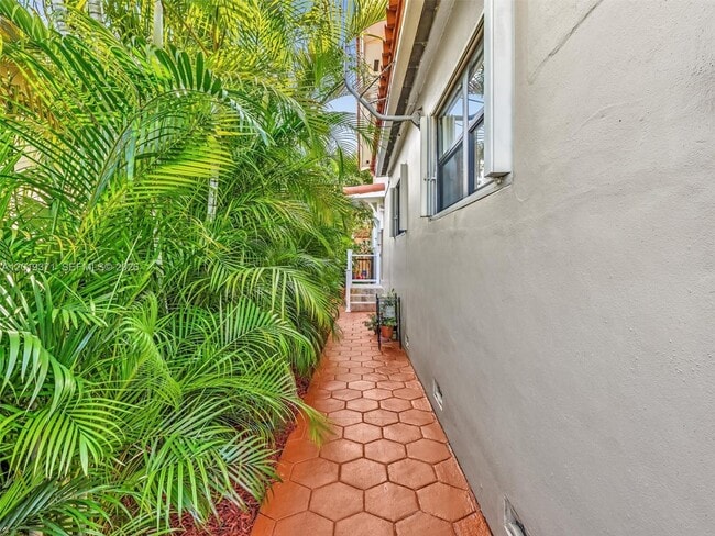 Photo - 6460 SW 2nd St Unit 1