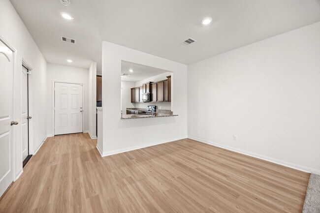 Photo - 15243 Crescent Brookfield Dr