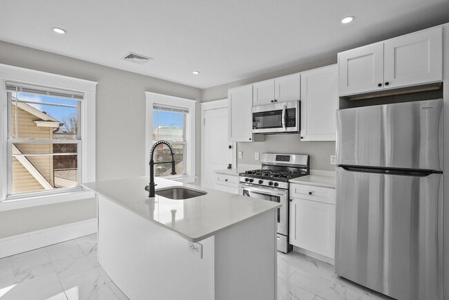 Photo - Completely Renovated 2 Bedroom in Elmhurst! Unit #1
